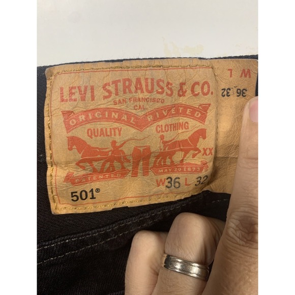 Levi's 501 Regular Fit Straight Leg  Button Fly Denim Jeans Mens 36x32 Black - Picture 9 of 10